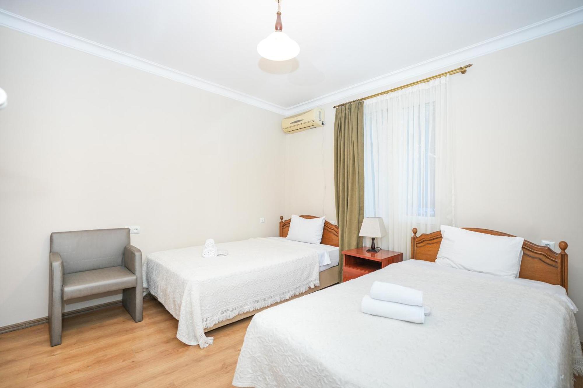 Beaumonde Hotel Tbilisi Bagian luar foto